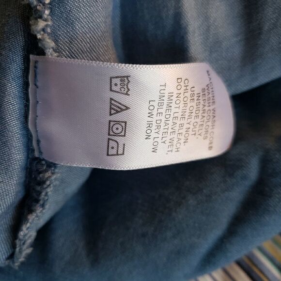 Dreams Co  off the shoulder  chambray dress - Picture 2 of 7